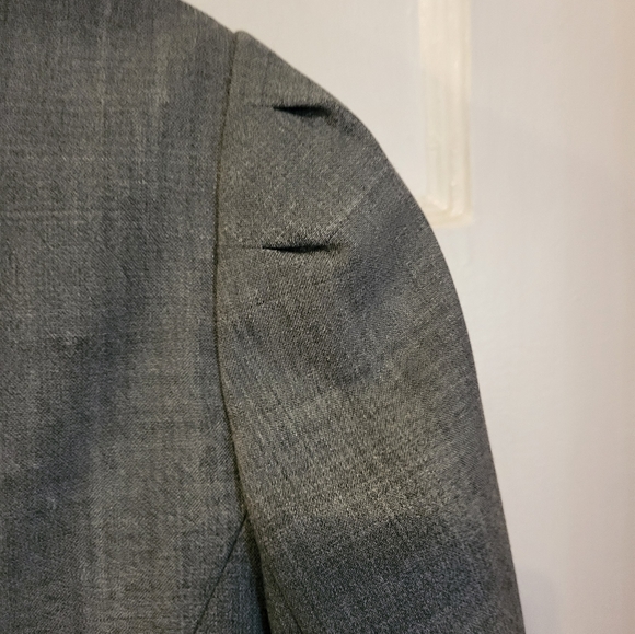 Sandra A. Blazer with pink lining - Picture 6 of 6